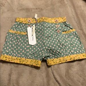 Matilda Jane NWT “Green Thumb” shorts size 4